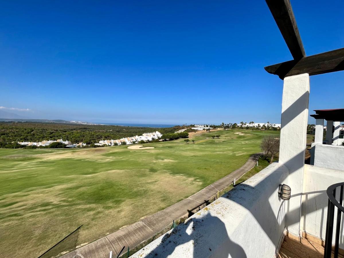 Quiet & Spacious Apt @ Golf Course W/ Roof Terrace San Roque  Exterior photo